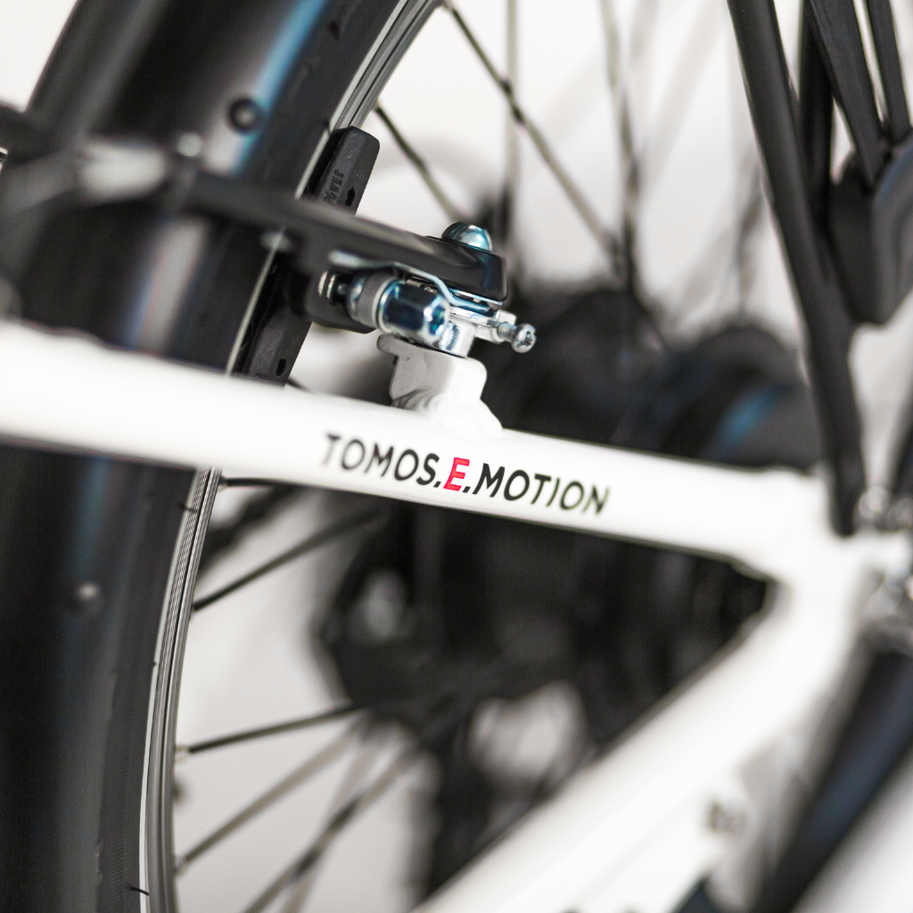 TOMOS EB 10 - White GlossyTOMOS EB 10 - White Glossy